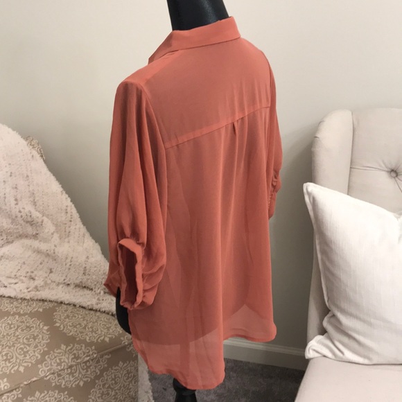 Rust colored blouse - Picture 4 of 8